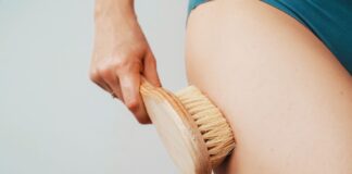 What Is Dry Brushing? A Guide to Ayurvedic Exfoliation